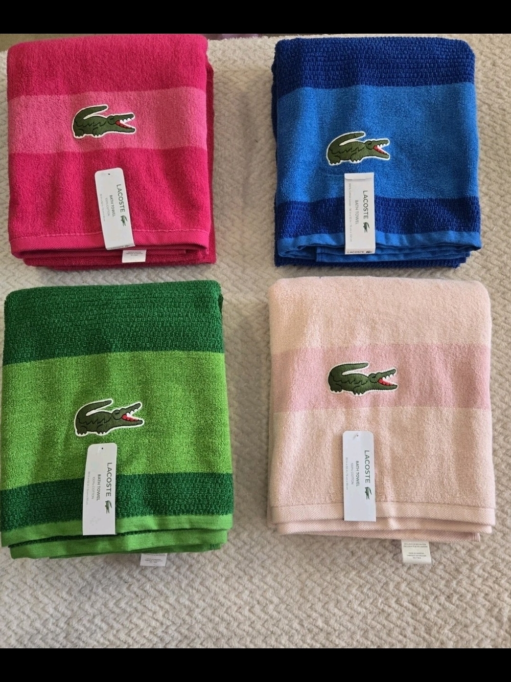 Lacoste Set of 4 Bath Towels Pink Blue Green Blush 100% Cotton NWT - Picture 3 of 9